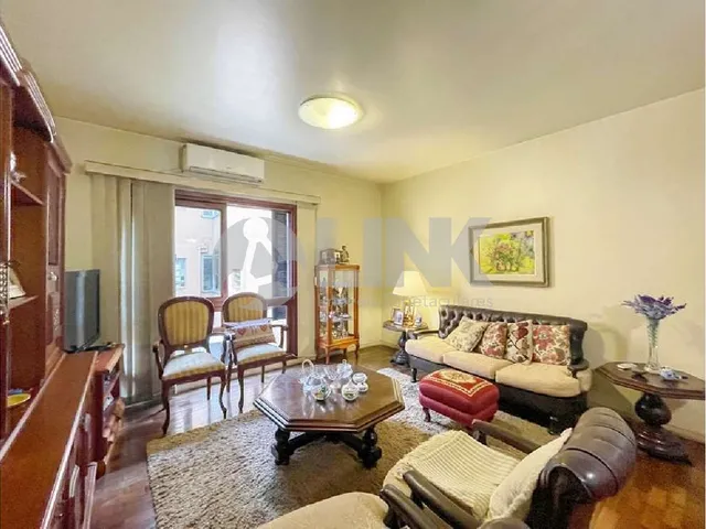 Imagem 1: Apartamento com 3 quartos e 1 vaga à venda no bairro Rio Branco em Porto Alegre