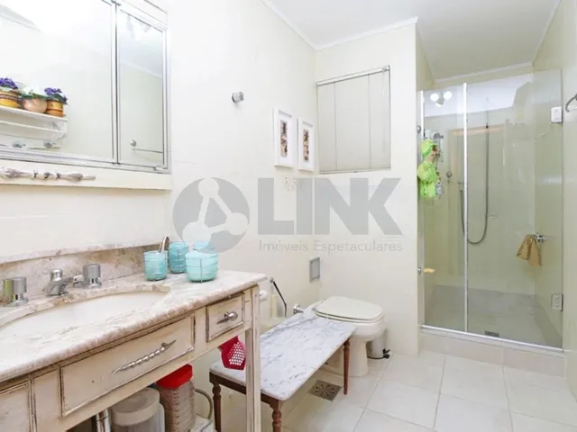 Imagem 3: Comprar Apartamento com 3 quartos à venda no bairro Moinhos de Vento em Porto Alegre