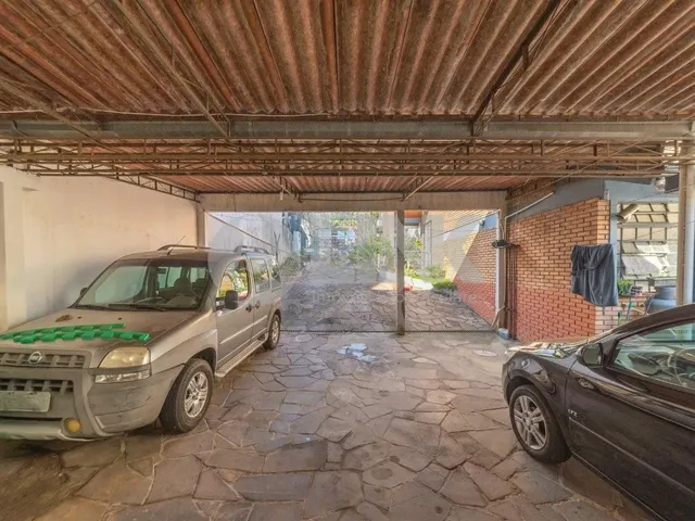Imagem 5: Casa de 3 Quartos com 4 Vagas À Venda no Bairro Auxiliadora em Porto Alegre