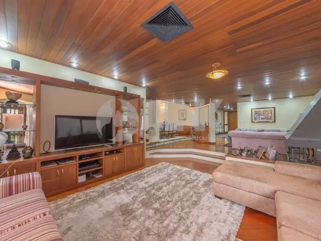 Imagem: Casa semimobiliada com 4 quartos à venda
