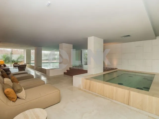 Imagem 8: Apartamento de luxo altíssimo padrão 3 dormitórios 3 suítes e 3 vagas de garagem à