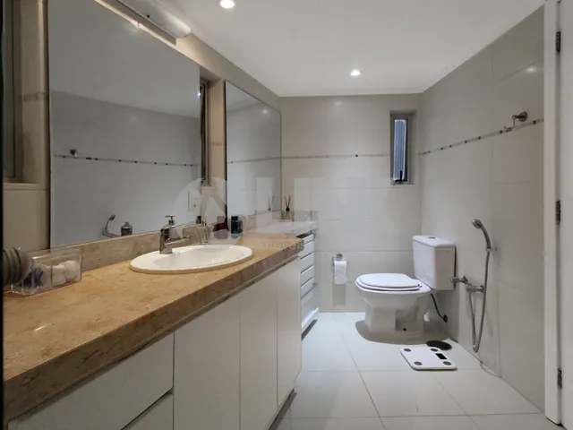 Imagem 2: Apartamento mobiliado 3 dormitórios com 2 vagas de garagem à venda no bairro Menino