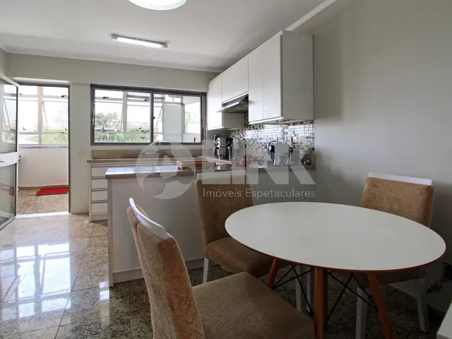 Imagem 4: Apartamento mobiliado 3 dormitórios com 2 vagas de garagem à venda no bairro Menino