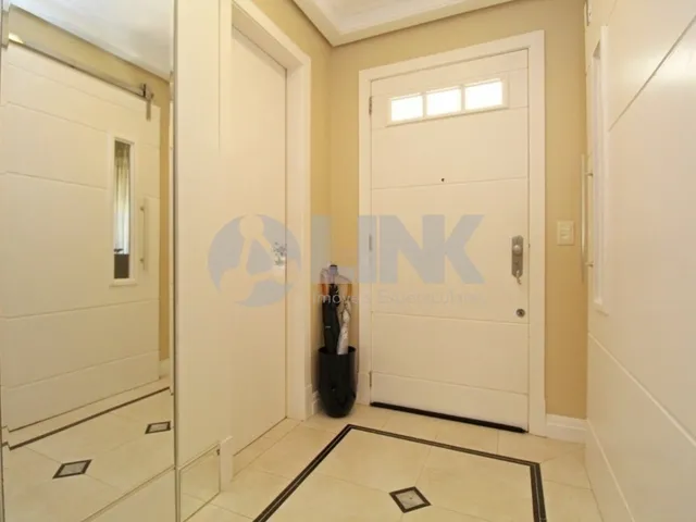 Imagem 5: Casa em Condomínio de 3 Dormitórios Sendo 3 Suítes com 3 Vagas de Garagem À Venda No