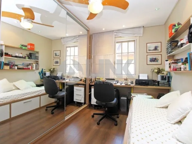 Imagem 11: Casa em Condomínio de 3 Dormitórios Sendo 3 Suítes com 3 Vagas de Garagem À Venda No