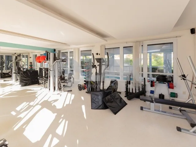Imagem 8: Casa em condomínio de 4 quartos 4 suítes com 4 vagas à venda no bairro Jardim Carvalho