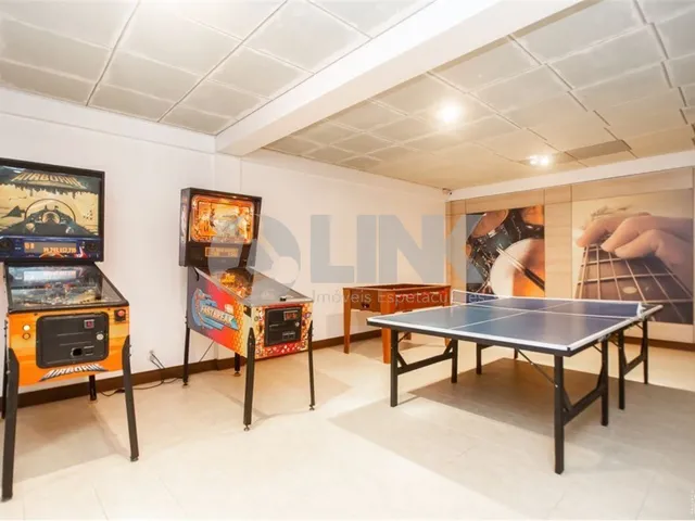 Imagem 1: Casa em condomínio de 4 quartos 4 suítes com 4 vagas à venda no bairro Jardim Carvalho