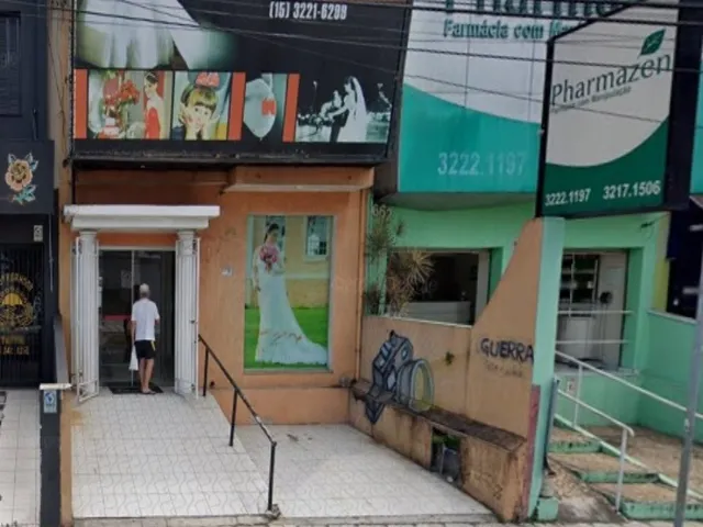 Imagem: Casa Comercial com 4 Quartos na Vila Lucy