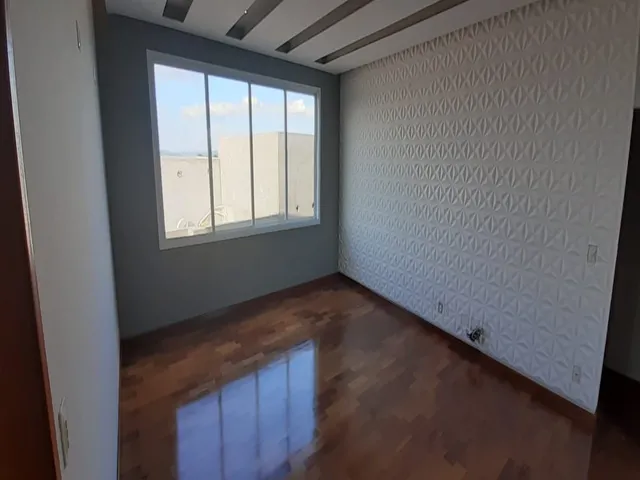 Imagem 9: Casa de Luxo em Condomínio Alphaville Nova Esplanada com 5 Quartos, 5 Suítes e 8 Vagas de Garagem!