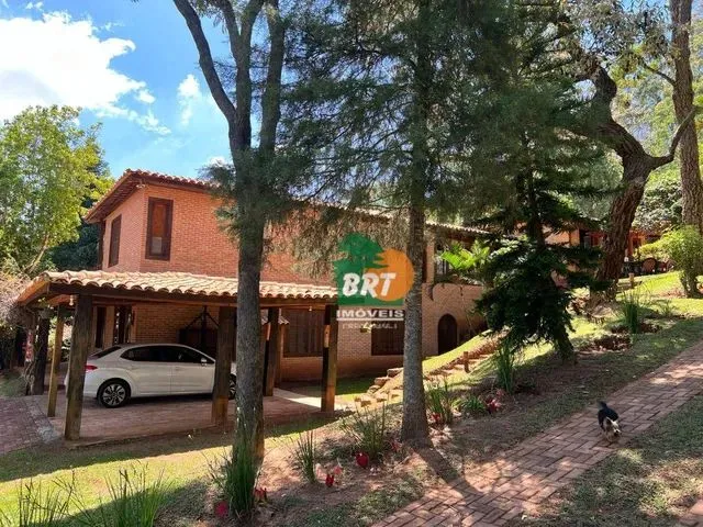 Imagem: Ca0230-Casa com 4 Dormitórios À Venda