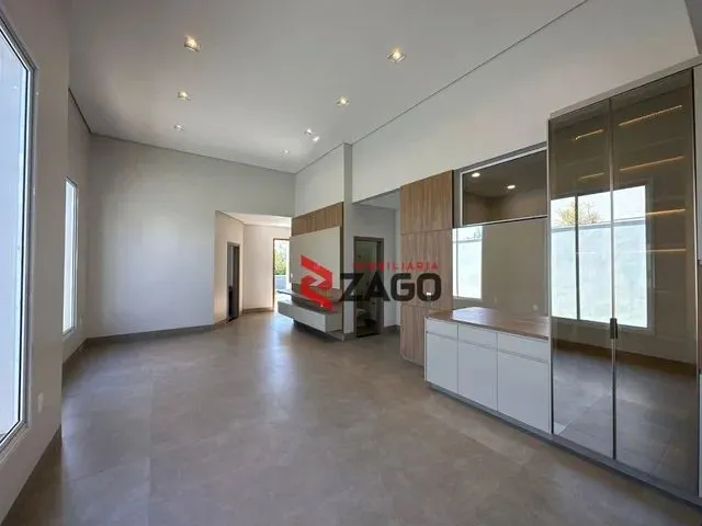 Imagem: Casa com 3 Dormitórios À Venda, 204 M²