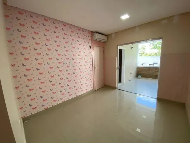Imagem 6: Casa Térrea no Condomínio Passaredo na Ponta Negra com 190M² e 3 Dormitórios Em