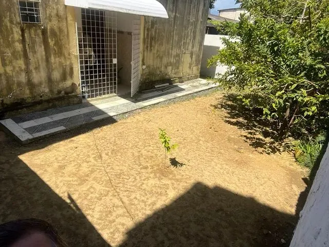 Imagem 9: Vendo Casa: 3 Qtos Um Sendo Suíte. (Aceito Proposta)