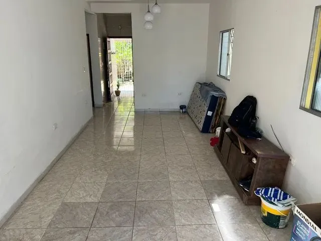 Imagem 2: Vendo Casa: 3 Qtos Um Sendo Suíte. (Aceito Proposta)