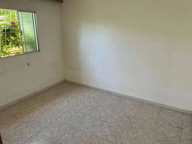 Imagem 16: Vendo Casa: 3 Qtos Um Sendo Suíte. (Aceito Proposta)