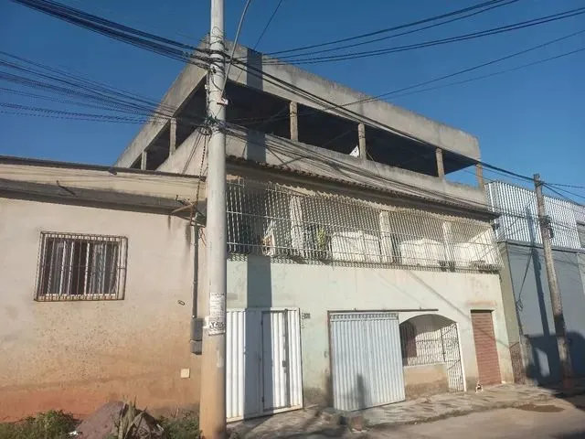 Imagem 5: Casas C/ Garagem + Ponto Comercial