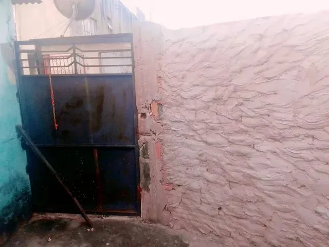 Imagem 2: Vende-Se Uma Casa com Outra Germinada