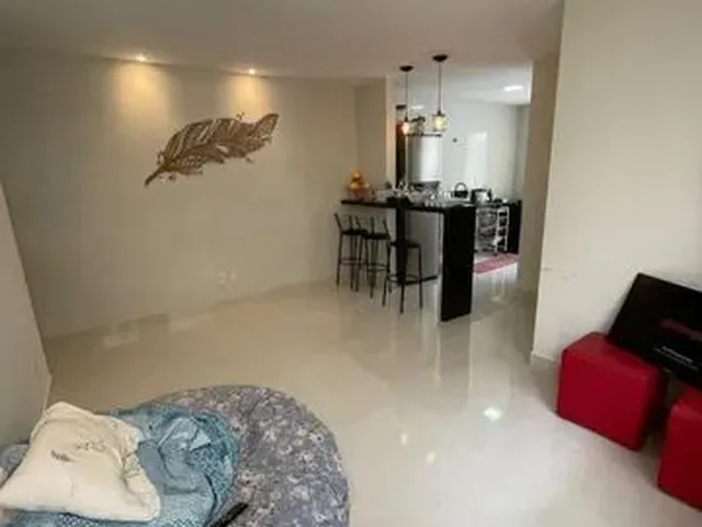 Imagem 2: Casa para Venda em Guarapari, Nova Guarapari, 3 Dormitórios, 1 Suíte, 3 Banheiros, 2