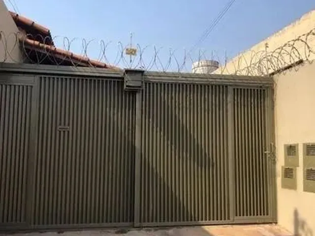 Imagem 1: Alugo Casa Fundos