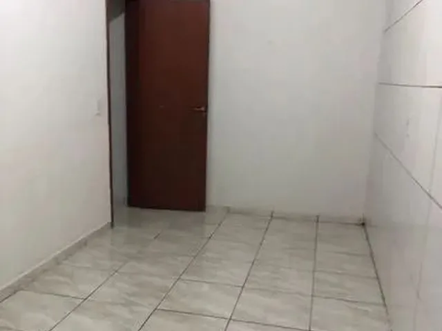 Imagem 3: Alugo Casa Fundos