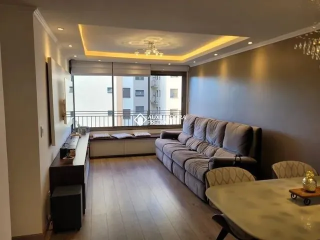 Imagem: Porto Alegre - Apartamento Padrão - Cavalhada