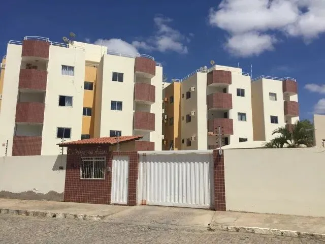 Imagem: A casa possui 3 Dormitórios, 1 Suíte, 3 Banheiros, 1 Vaga