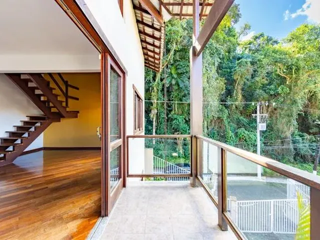 Imagem: Cód. 690 - Casa 3 Quartos - Soberbo