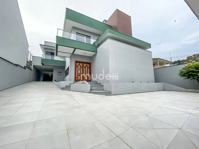 Imagem: Sobrado à venda no bairro Aristocrata