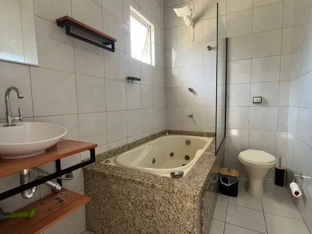 Imagem 4: Sobrado moderno com 3 dormitórios com 1 suíte
