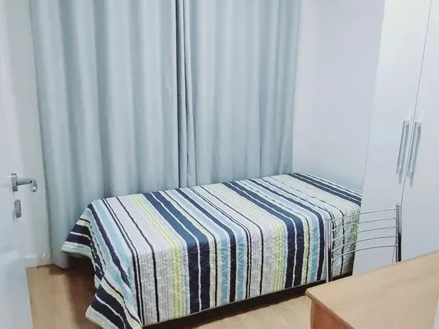 Imagem: Alugo Quartos com Banheiros Individuais