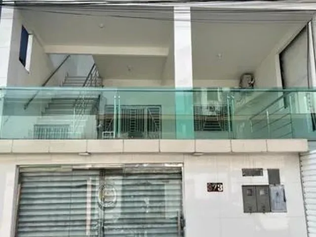 Imagem: Casa para Aluguel com 5 Quartos - Compensa