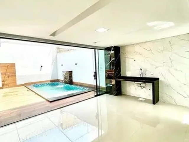 Imagem 2: Vende-Se Casa com Piscina em Parnamirim