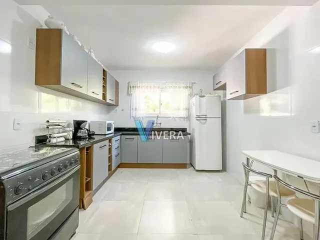 Imagem 3: Casa Dentro de Condomínio com 4 Quartos no Comary- Teresópolis