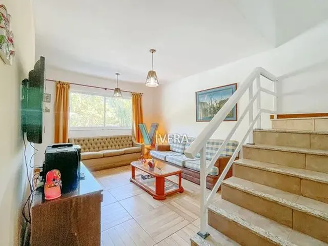 Imagem 7: Casa Dentro de Condomínio com 4 Quartos no Comary- Teresópolis