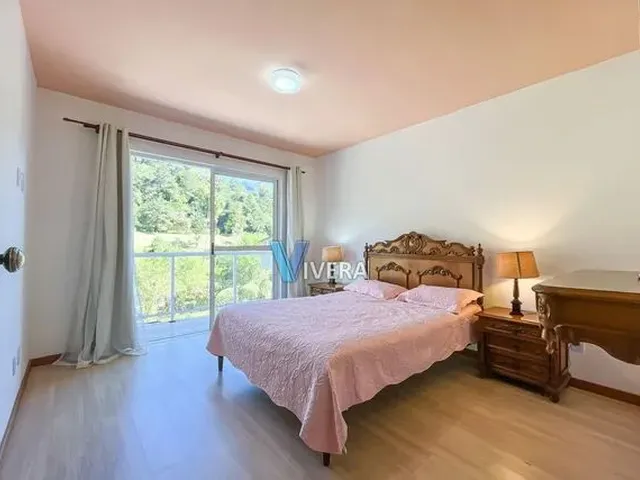 Imagem 11: Casa Dentro de Condomínio com 4 Quartos no Comary- Teresópolis