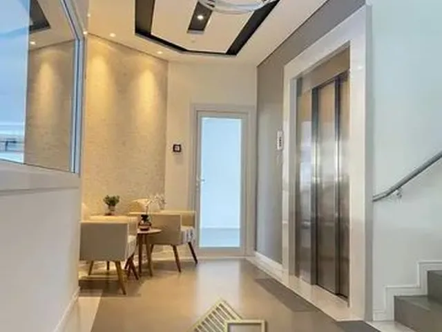 Imagem 2: Apartamento para Venda em Florianópolis, Cachoeira do Bom Jesus, 2 Dormitórios, 1