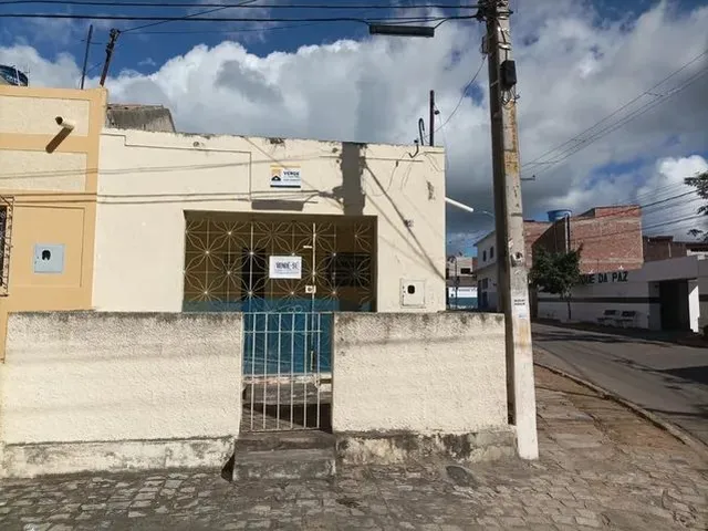 Imagem: Vende-Se Casa Centro de Bezerros