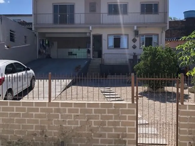 Imagem: Linda Casa À Venda em Biguacu, Bairro Bom