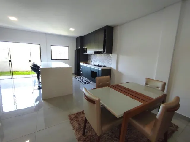 Imagem 2: Sobrado Semimobiliado em Condomínio