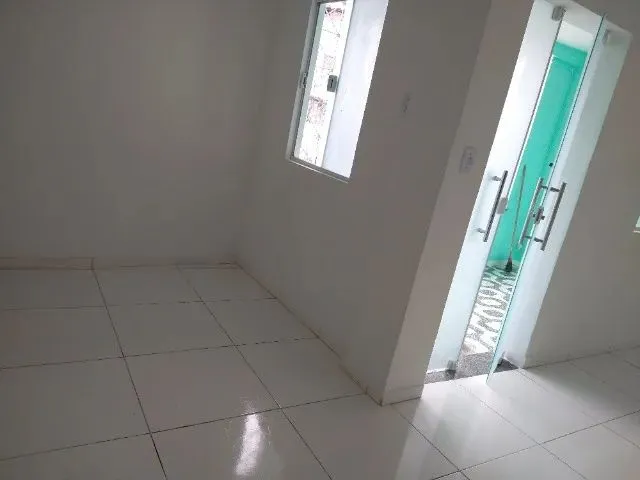 Imagem 8: Itapoan - Casa 3 Quartos, Ampla, Próxima Dorival Caymmi - Comércio/Residência