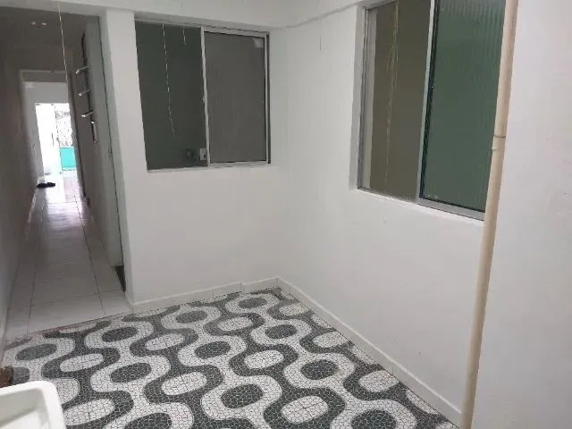 Imagem 3: Itapoan - Casa 3 Quartos, Ampla, Próxima Dorival Caymmi - Comércio/Residência
