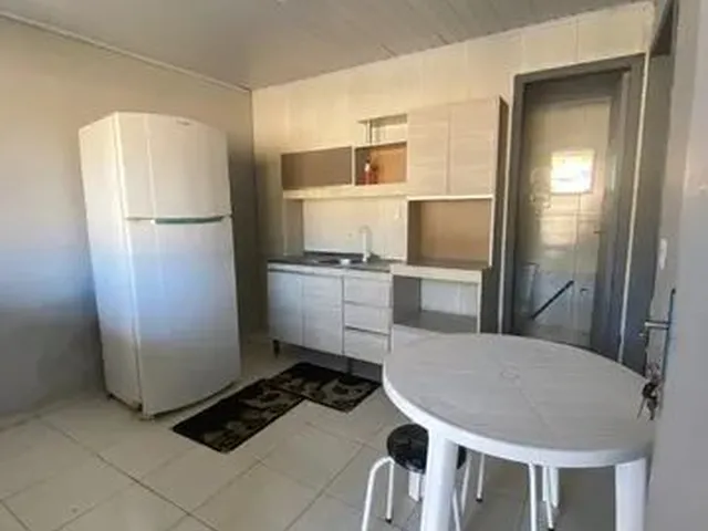 Imagem: Alugo Kitnet com 3 Cômodo e 2 Banheiros