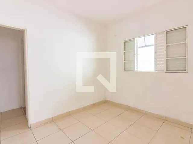 Imagem 1: Casa para Aluguel - Padroeira, 1 Quarto, 40 M2