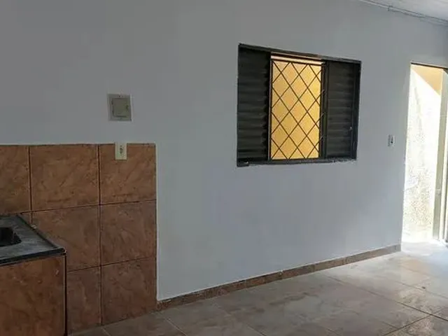 Imagem: Alugo Kitinete 2 Quartos no Jardim América