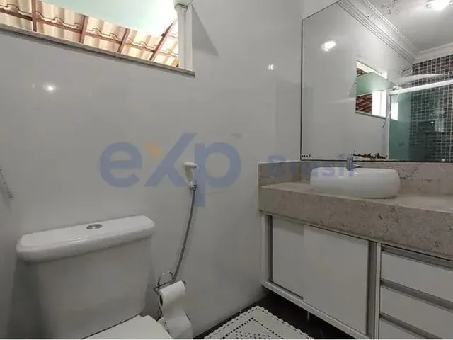 Imagem 12: Maravilhosa Casa Linear com Área Gourmet e Piscina