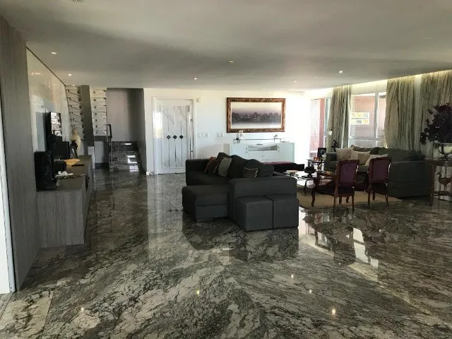 Imagem 2: Cobertura Duplex Meireles, 4 Suítes, 5 Vagas