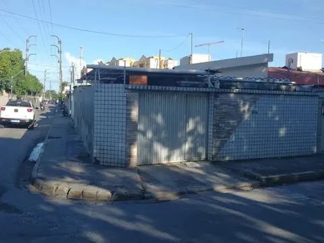 Imagem: Casa com 2 Quartos em Sam Martim para Venda