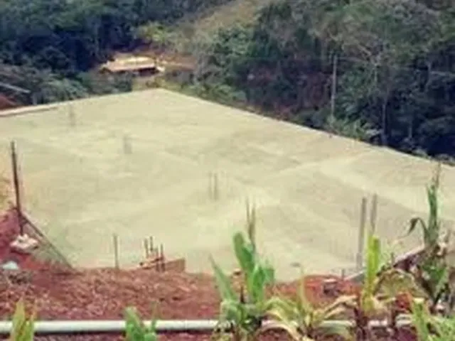 Imagem 7: Sítio com Cachoeira Propia,Base da Casa Pronta Leia Troco Parcelo Garrafão