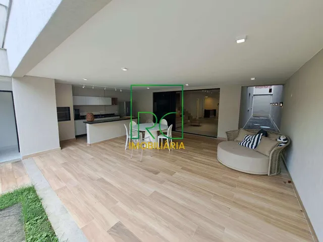 Imagem 2: Casa de condomínio para alugar, no Condomínio Rio Mar em Rio de Janeiro, Barra da