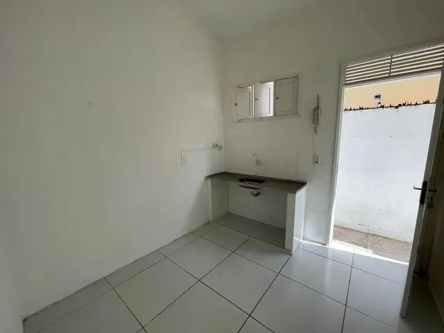 Imagem 5: Casa em Nova Parnamirim para Aluguel com 3 Quartos Sendo Uma Suíte